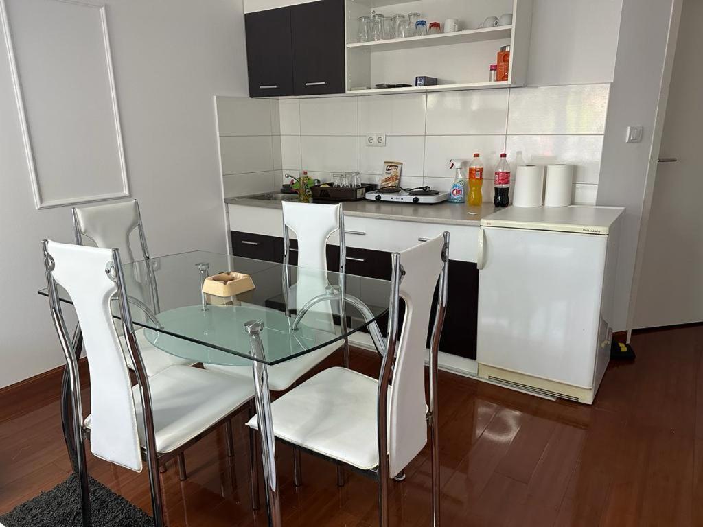 Apartman Aurora Veliko Gradiste Exterior photo